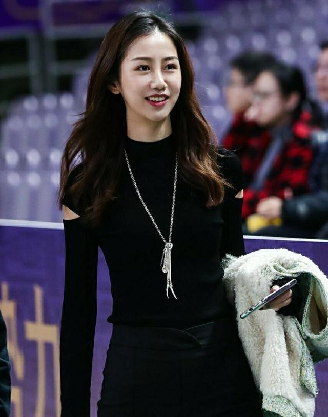 cba球星十大美女老婆,郭艾伦的历任女友