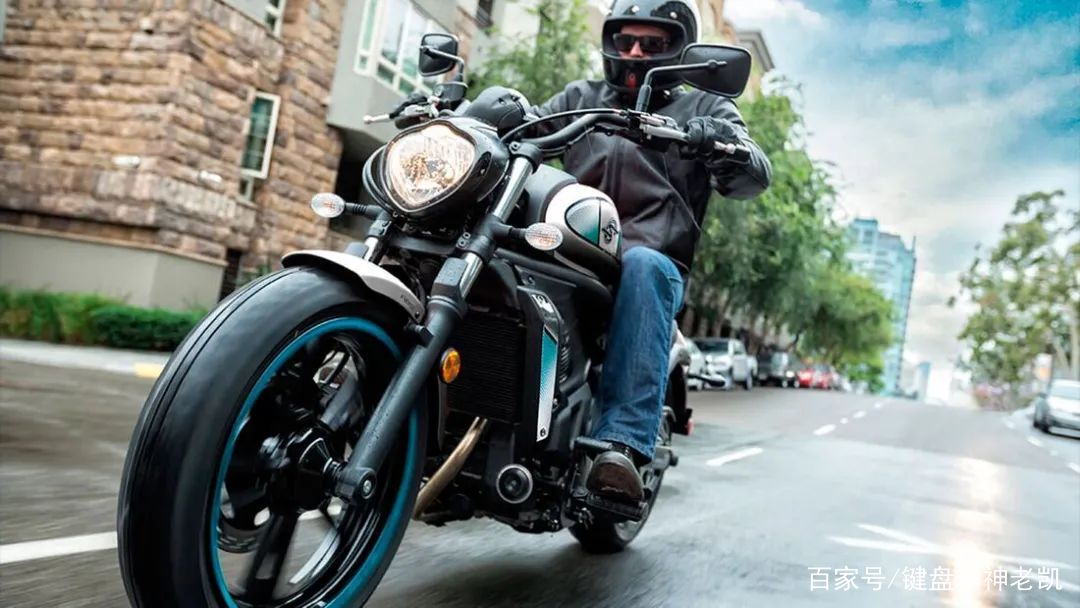 川崎小火神vulcans2022,川崎2020款小火神vulcan650