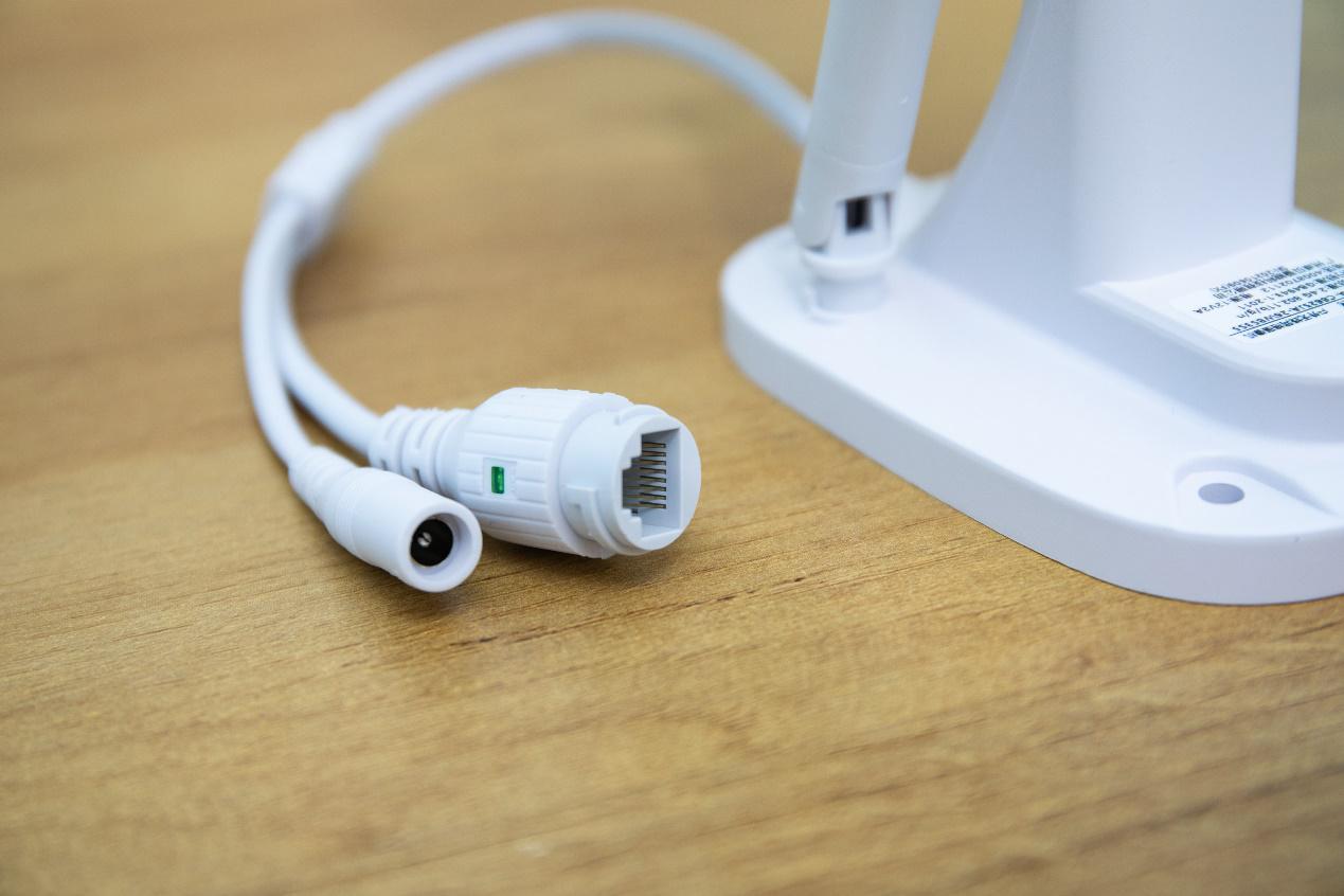 霸天安c53摄像头安装教程,霸天安免插电摄像头测评