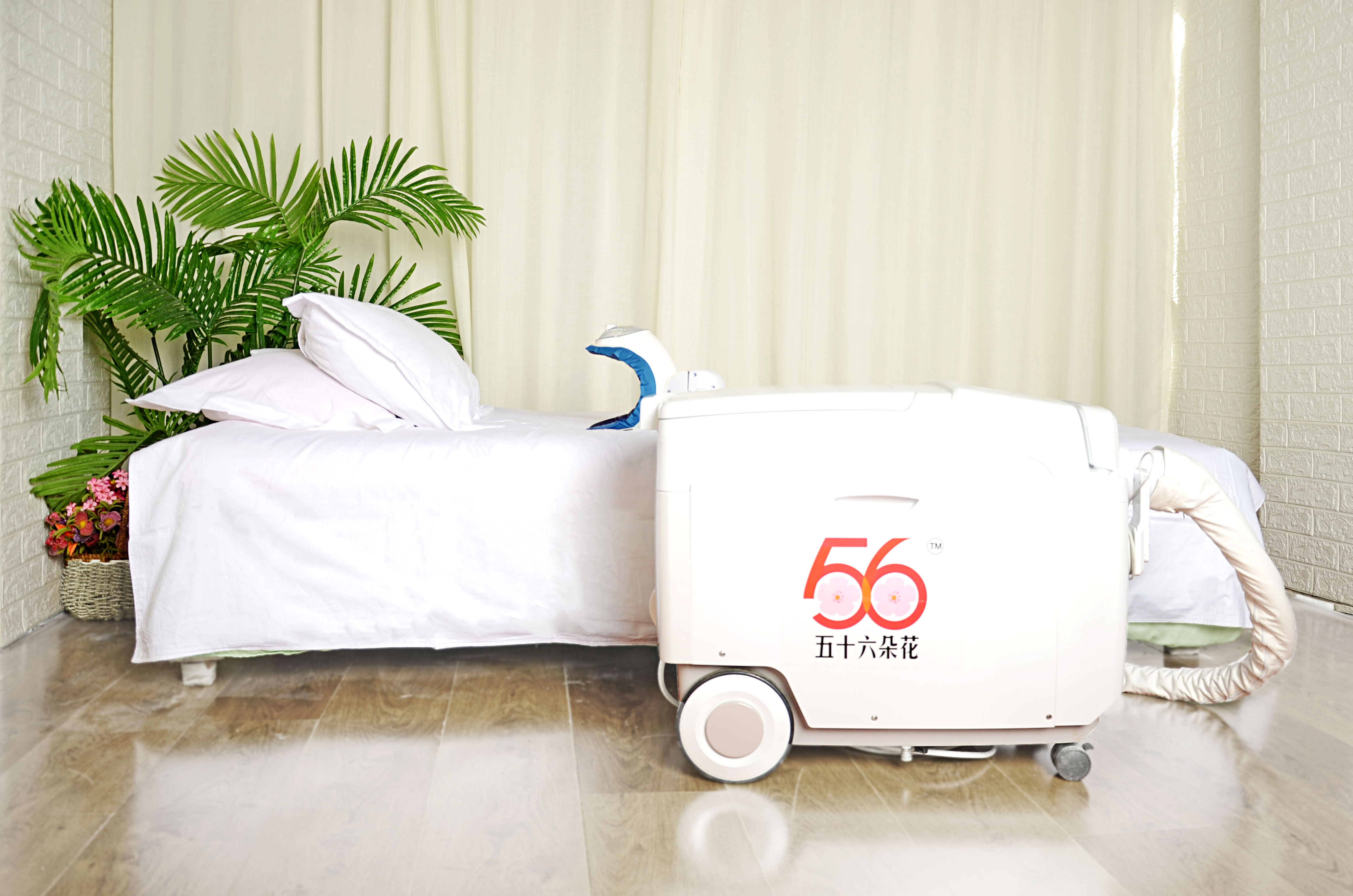 老人失能智能大小便护理神器视频,瘫痪病人智能助便护理床