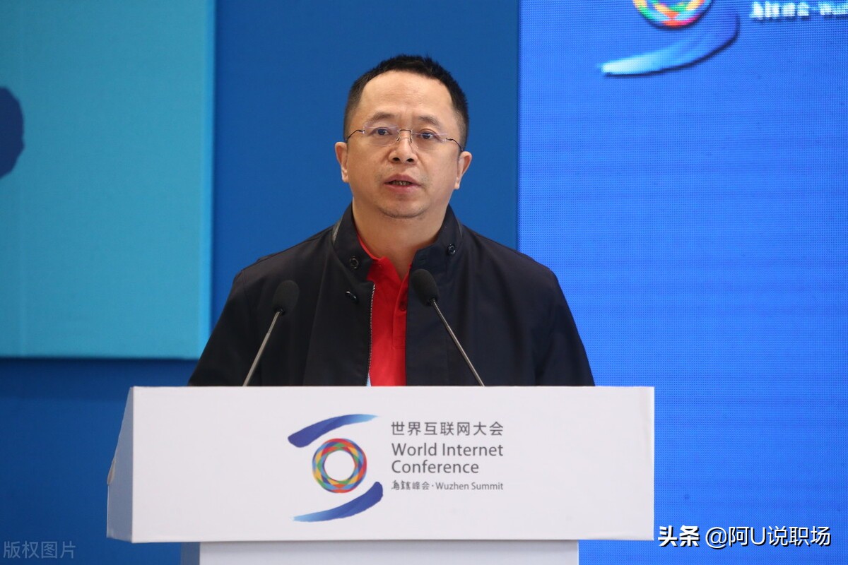 周鸿祎徐小平新书颠覆者发布会,360创始人周鸿祎近期简介