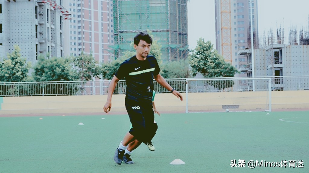 青岛足球的老将,青岛足球老将是谁