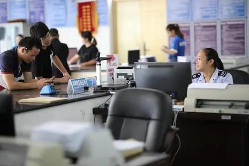 手把手教你新车上牌程序和流程,新车上牌流程及注意事项是什么