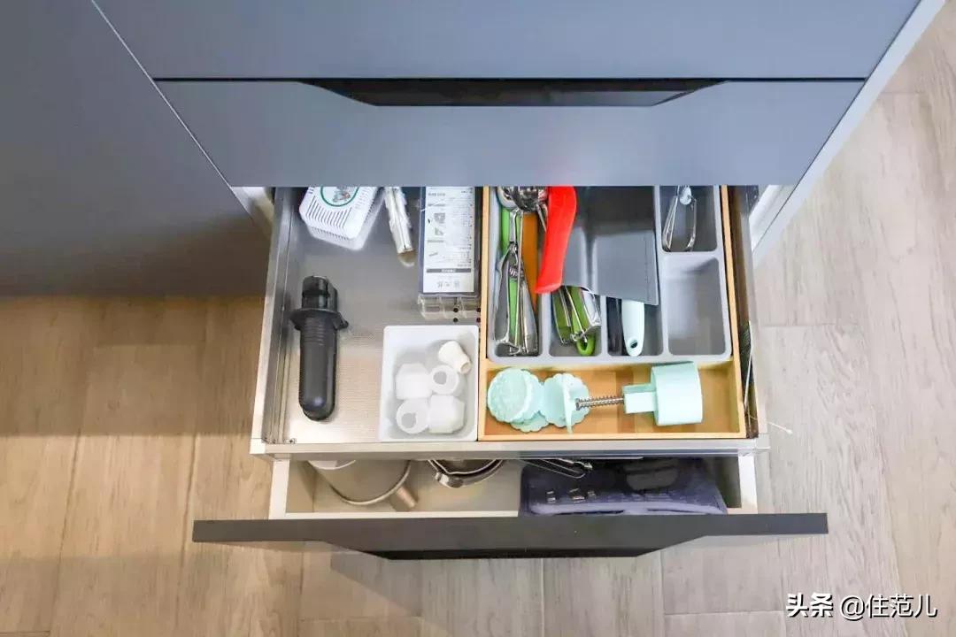 厨房客厅一体加书房小户型,小户型书房客餐一体