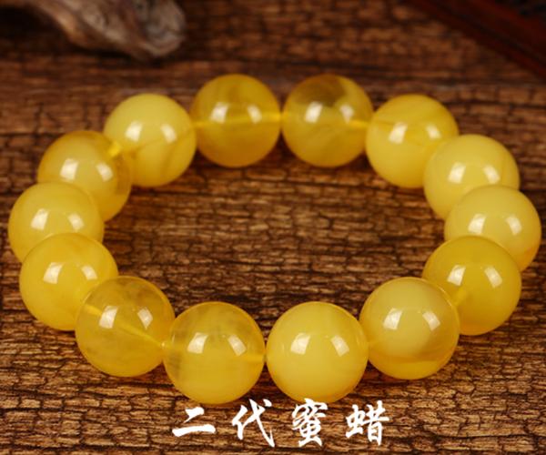 蜜蜡手镯和二代蜜蜡怎样辨别真假,优化蜜蜡和二代蜜蜡是一回事吗