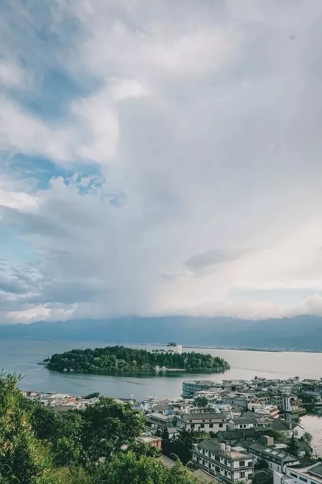 一生必去的12个地方你去过几个,女人一生要去的18个地方