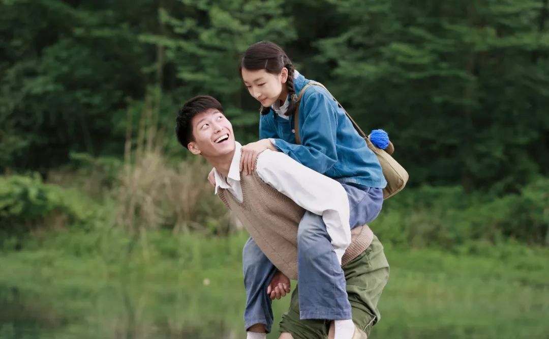 周冬雨成长史完整视频,周冬雨三金影后电视剧演技