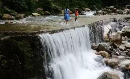 成都秋老虎发威的地方,成都秋老虎最新视频