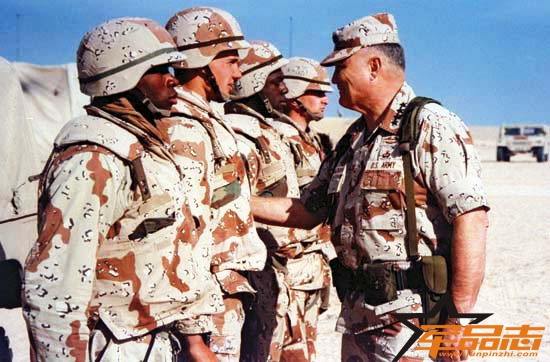 「战甲轰鸣」告别钢盔时代！美军PASGT凯夫拉头盔全览