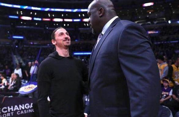 篮球明星和足球明星身价对比,奥尼尔体型和姚明的体型