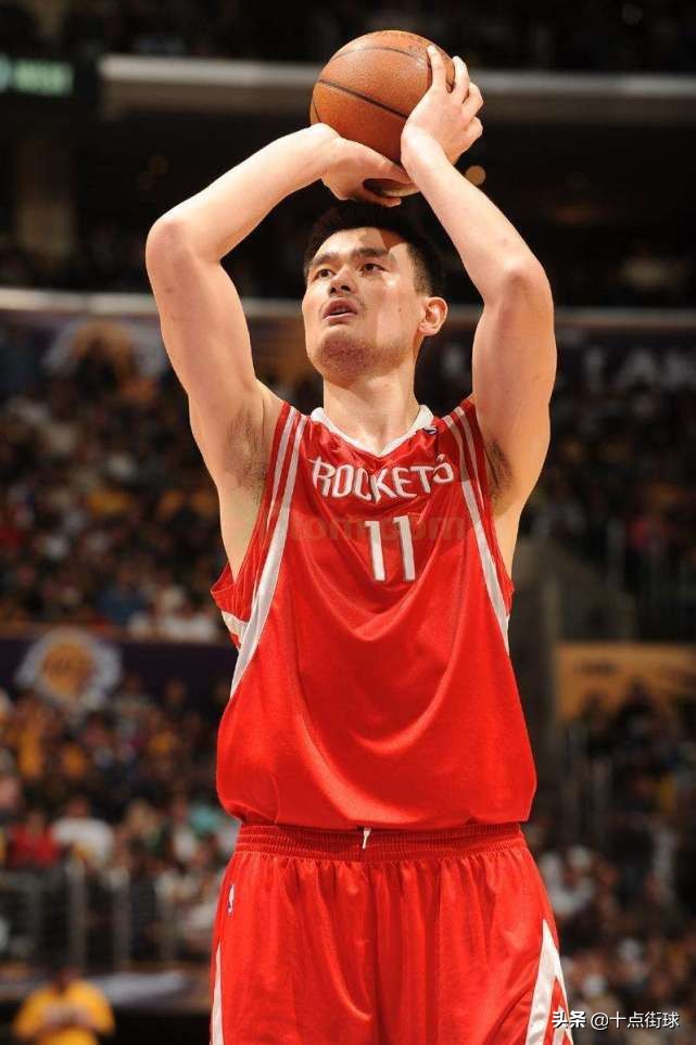姚明奥尼尔邓肯vs乔丹完整版,姚明nba生涯巅峰时刻对抗奥尼尔