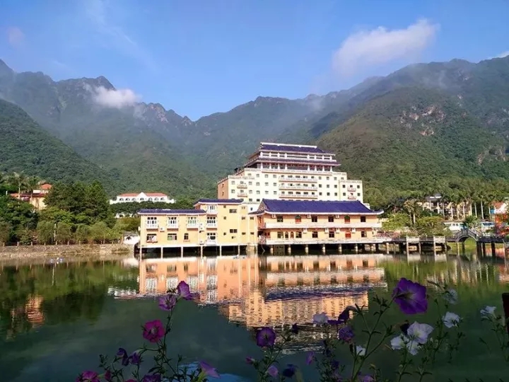 汕尾莲花山温泉度假村有啥玩的,汕尾莲花山温泉