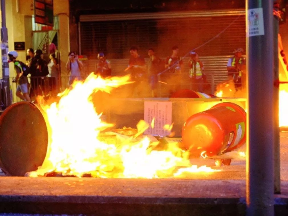 陈冰香港红磡体育馆演唱会,陈冰香港最新视频