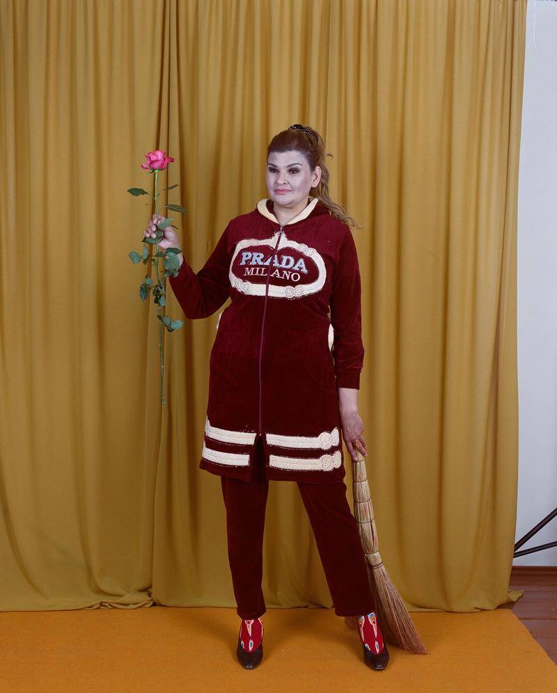 那些穿着Abibas的人，正在用半价买下全世界