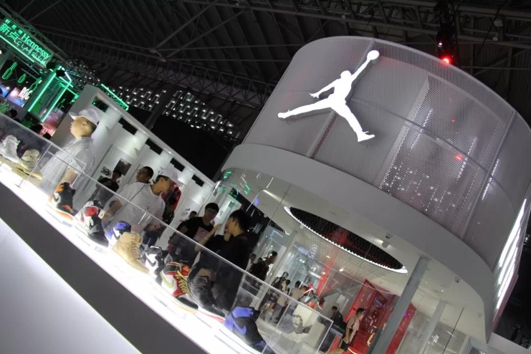 买鞋子尺码怎么选,买鞋子应该大一码还是刚刚好