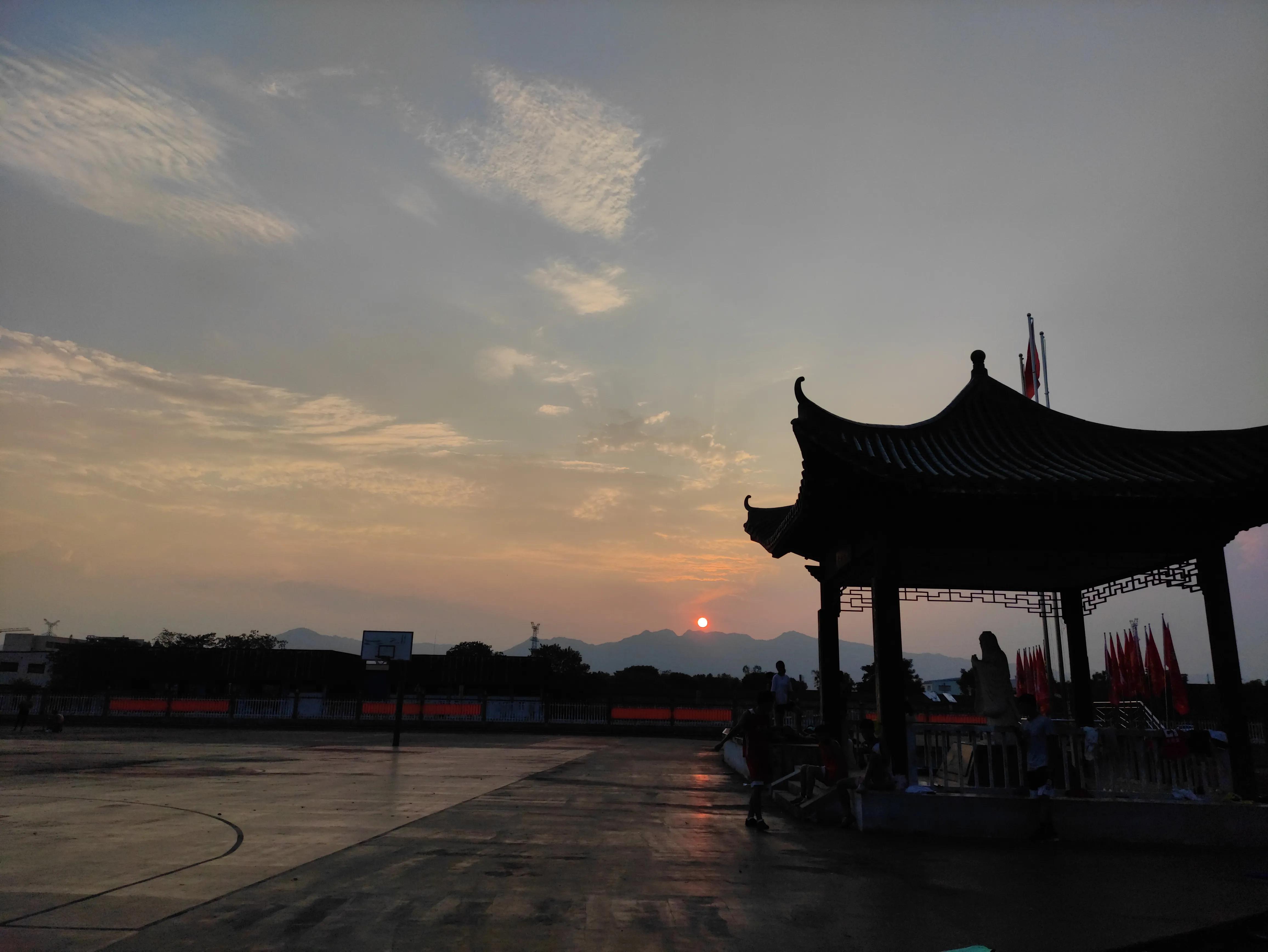 句句走心的情感句子伤感文案,心灵文案录情感