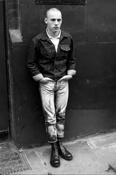 管不到一千块的鞋子叫「马丁」，上海名媛都瞧不上你