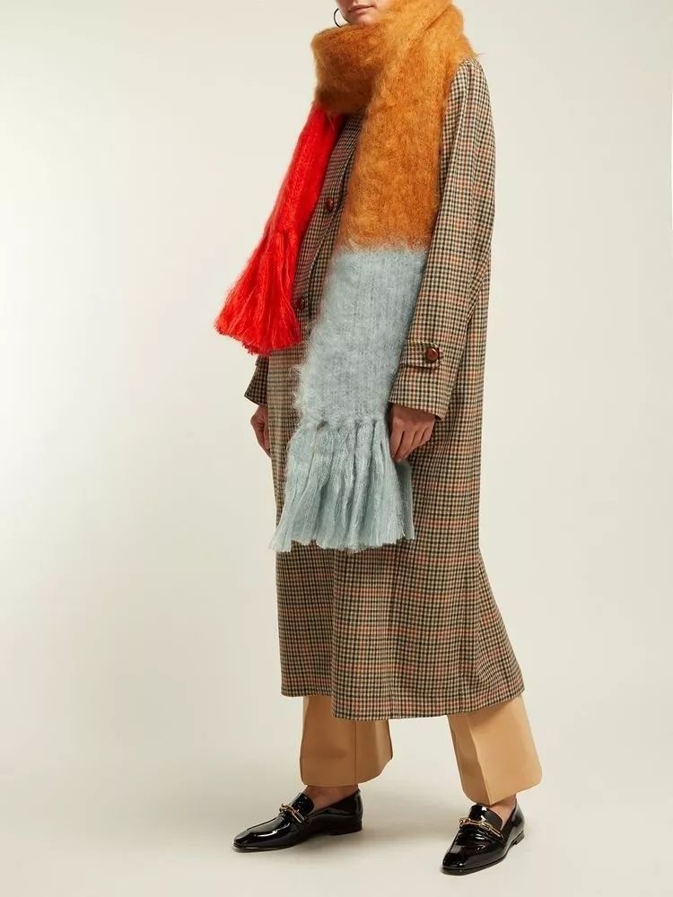 保暖又柔和的围巾系法很有气质哦,围巾保暖时尚的系法