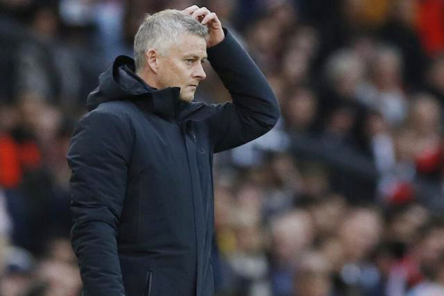 C罗再见五指山！被利物浦球员围着曼联仅B费过来红魔血性哪去