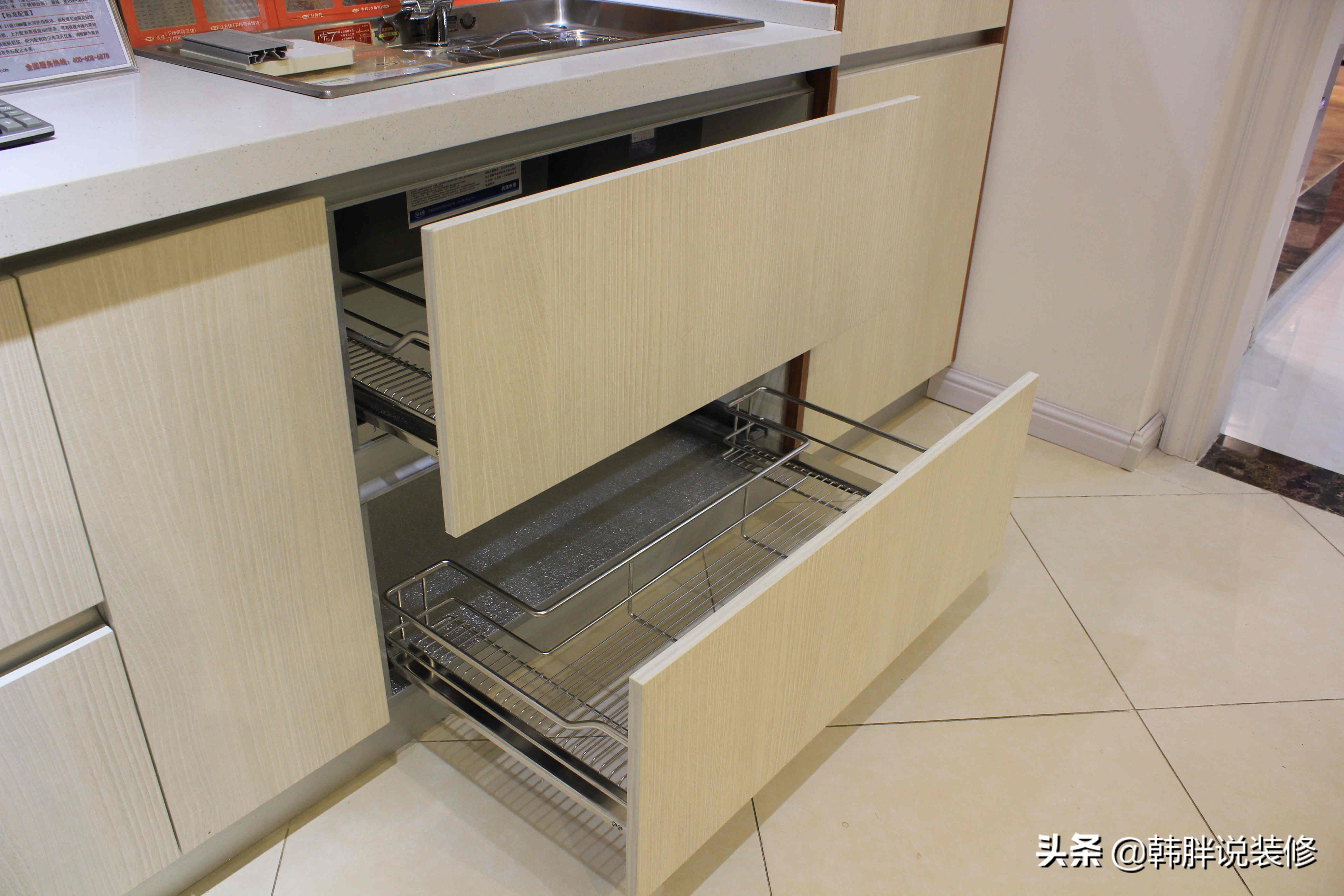 装修厨房千万要注意哪些,装修厨房细节需要买什么