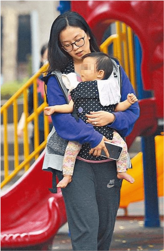 周渝民谈恋爱完整版,周渝民一家三口同框首曝