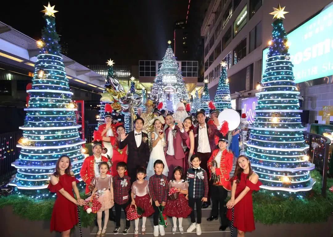 去香港看圣诞树攻略,香港中港城的圣诞树