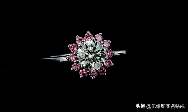 现在买钻戒什么牌子好,买钻戒买什么品牌最好最实用
