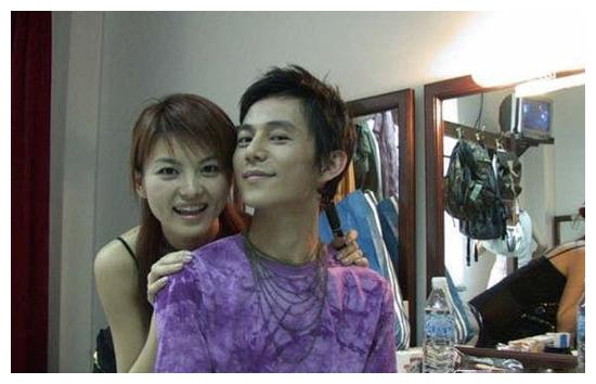 何炅今年经历了什么,何炅见证了多少人的成长经历