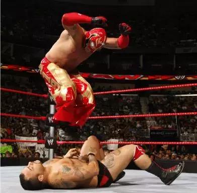 老麦30年前曾“大战”斯坦·李？盘点WWE与漫威英雄的不解之缘