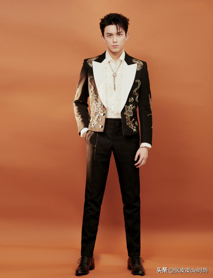 小哪吒吴磊图片 (吴磊是小哪吒吗)