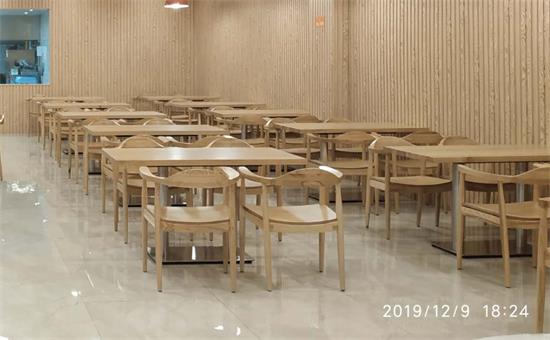 餐饮桌椅哪里买附近,餐饮桌椅一般在哪里买广州