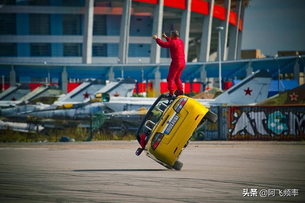 萨博被收购了么,萨博9-2X车型