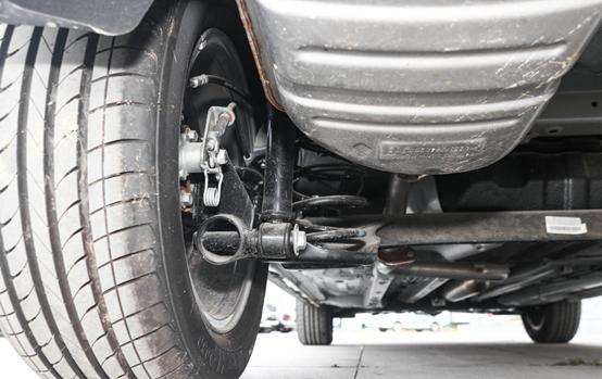 宝骏510手动时尚型内饰图,宝骏510对比宝骏310w动力