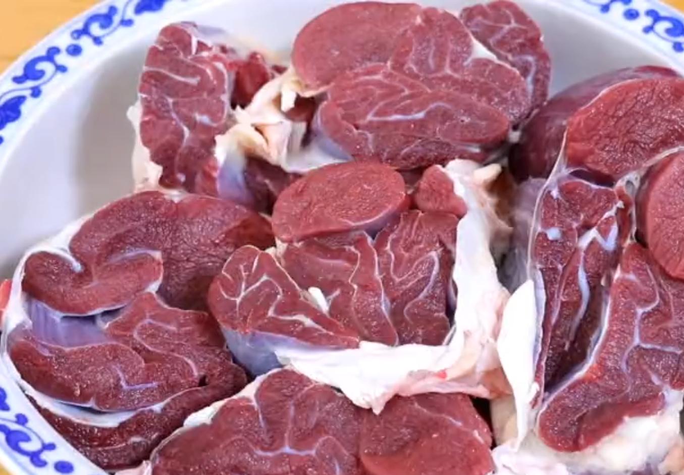 自制酱牛肉家常做法不用卤肉包,正宗的五香酱牛肉的制作方法