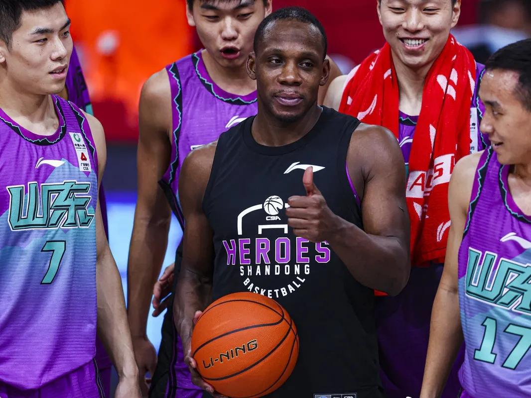 cba今日球鞋上脚一览,cba球鞋牌子评测