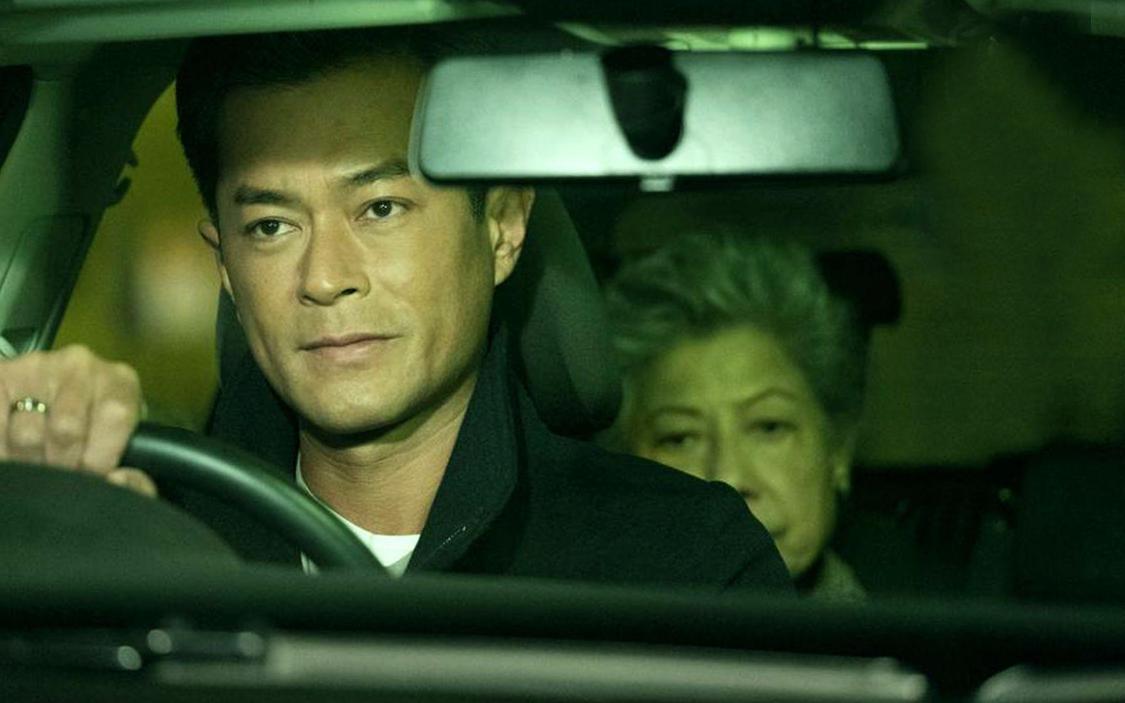 他是香港“烂片”拍得最好的导演，实力不输王晶，典型的给钱就拍