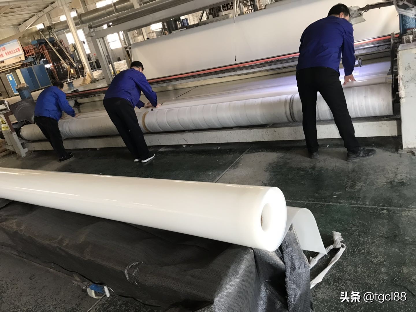 复合土工膜施工方案,复合土工布两布一膜