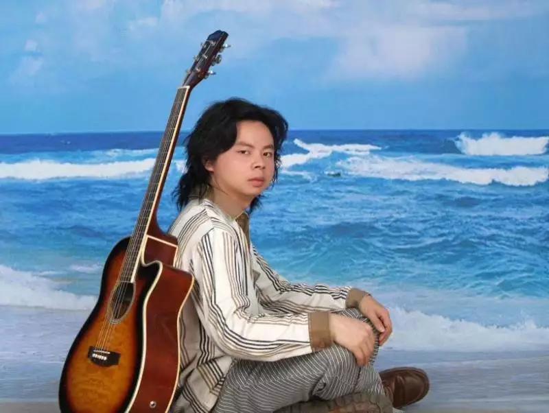 那些年我买吉他被坑的钱，都够四环买套房了