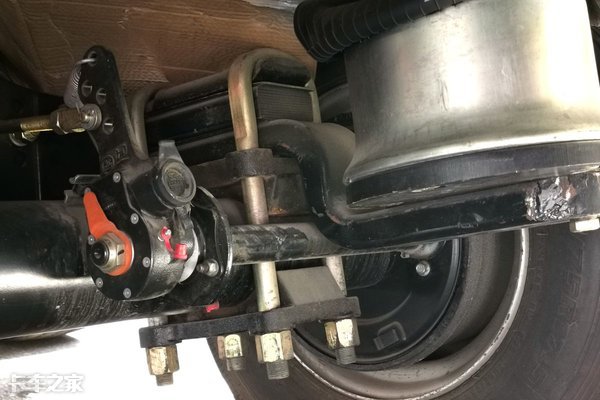 17.5绫充腑杞村ぇ鏉胯溅,17.5绫崇殑涓疆杞村ぇ鏉胯溅