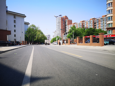 通州梨园今年再为10条背街小巷“美颜”以便民利民为重点，预计6月进场施工