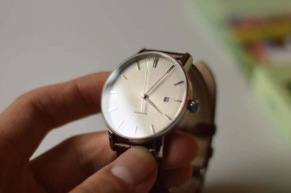 便宜手动机械表推荐,轻派机械表499