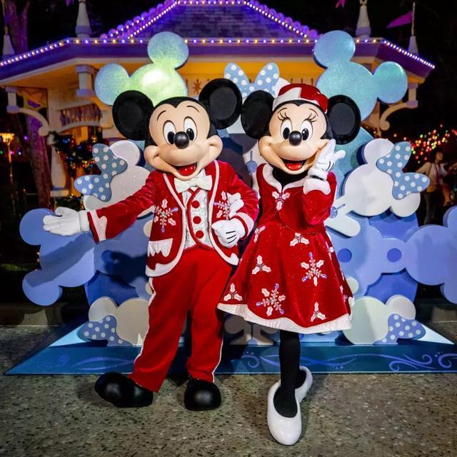 香港迪士尼圣诞节旅游攻略,最好玩的玩雪地方