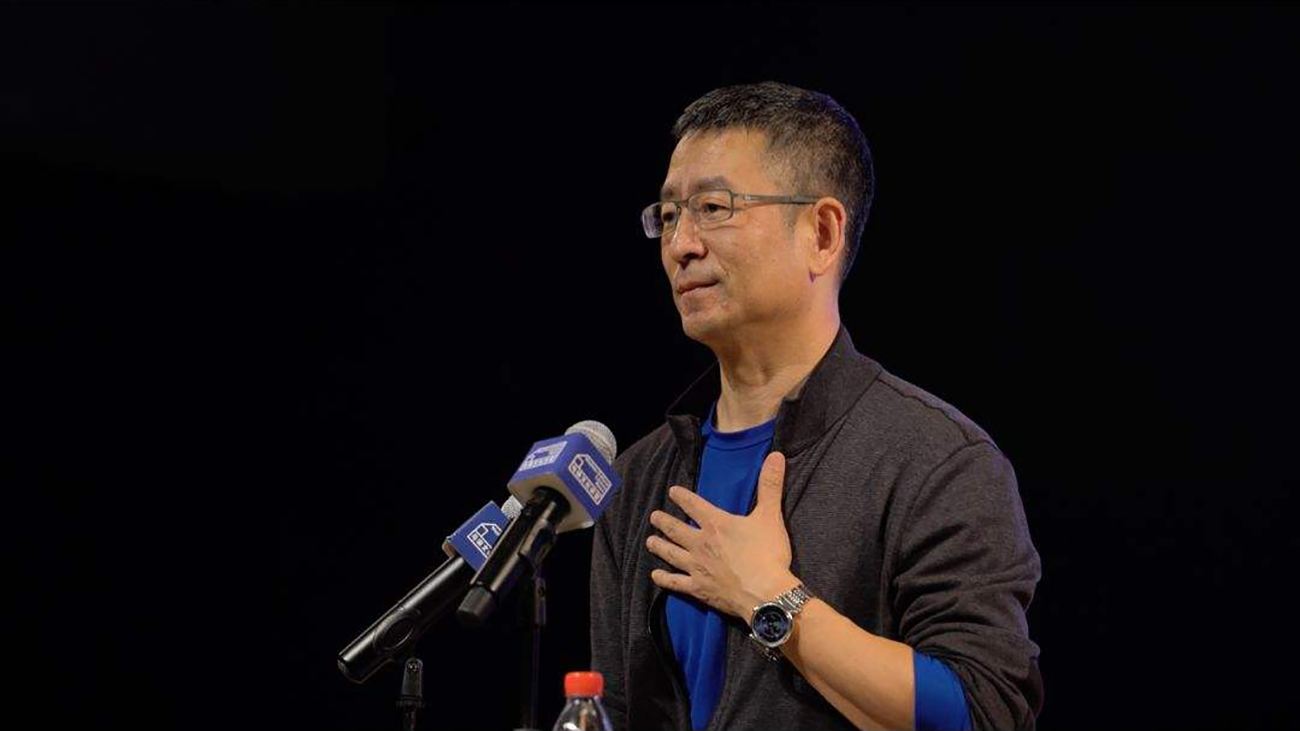 白岩松让心归零,白岩松成长和归零完整版