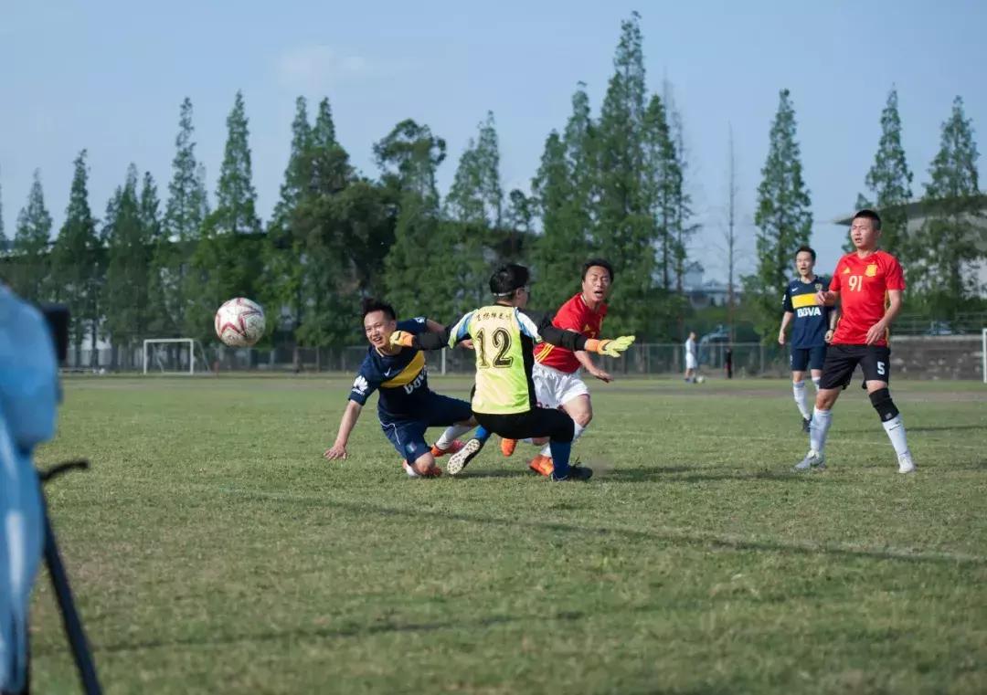「人物」中建西南院梁川：我和足球的不锈时光