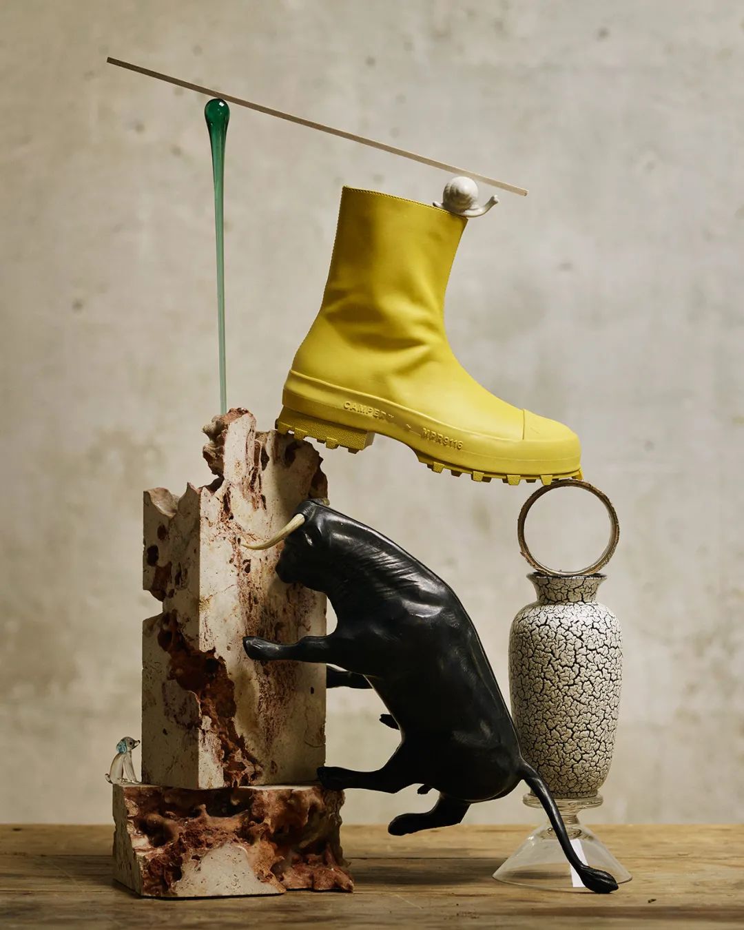 有买鞋焦虑的人看看它，让你的脚趾头也能穿上「极简」和「先锋」