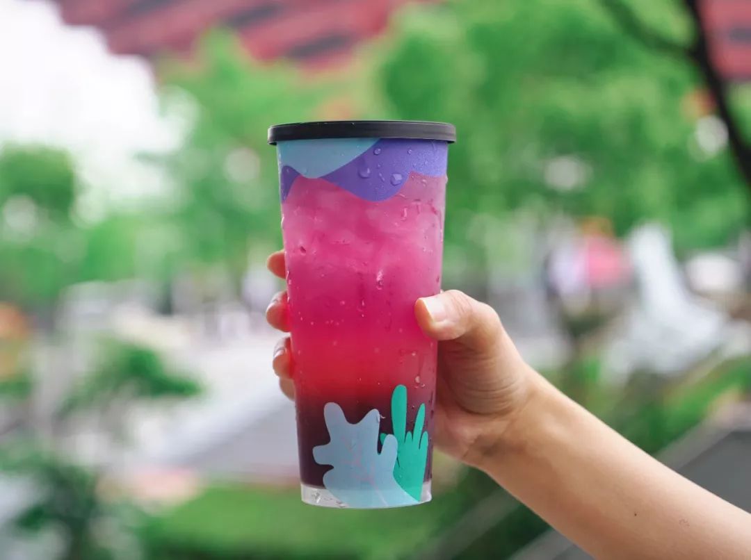 星巴克回归饮品被吐槽,星巴克推出八种饮品吐槽