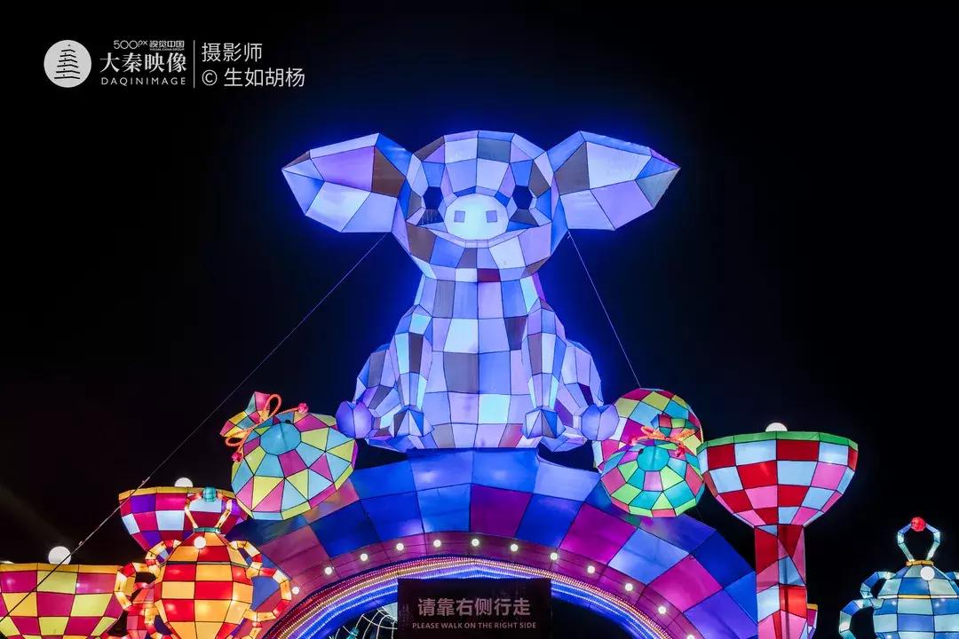 西安地铁大雁塔管控,西安地铁北大街站早晚高峰客流量