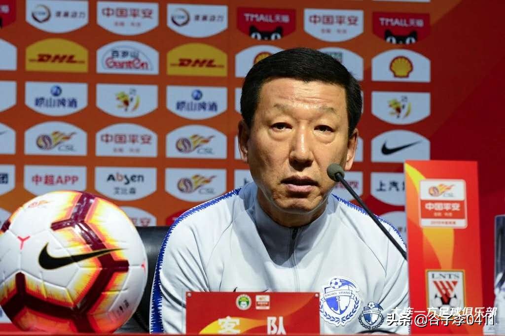 崔康熙临场应变,崔康熙战术引争议