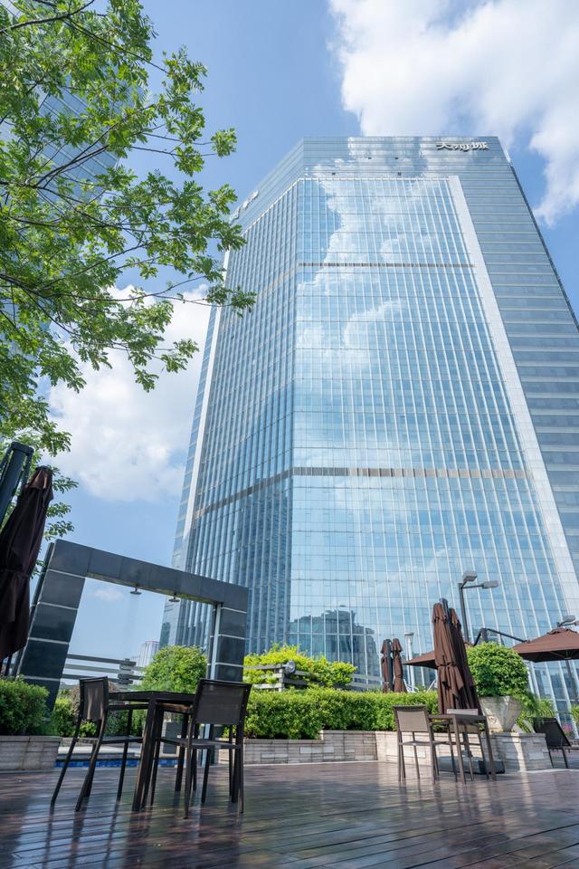 广州市性价比高的带泳池的酒店,广州市的露天泳池酒店