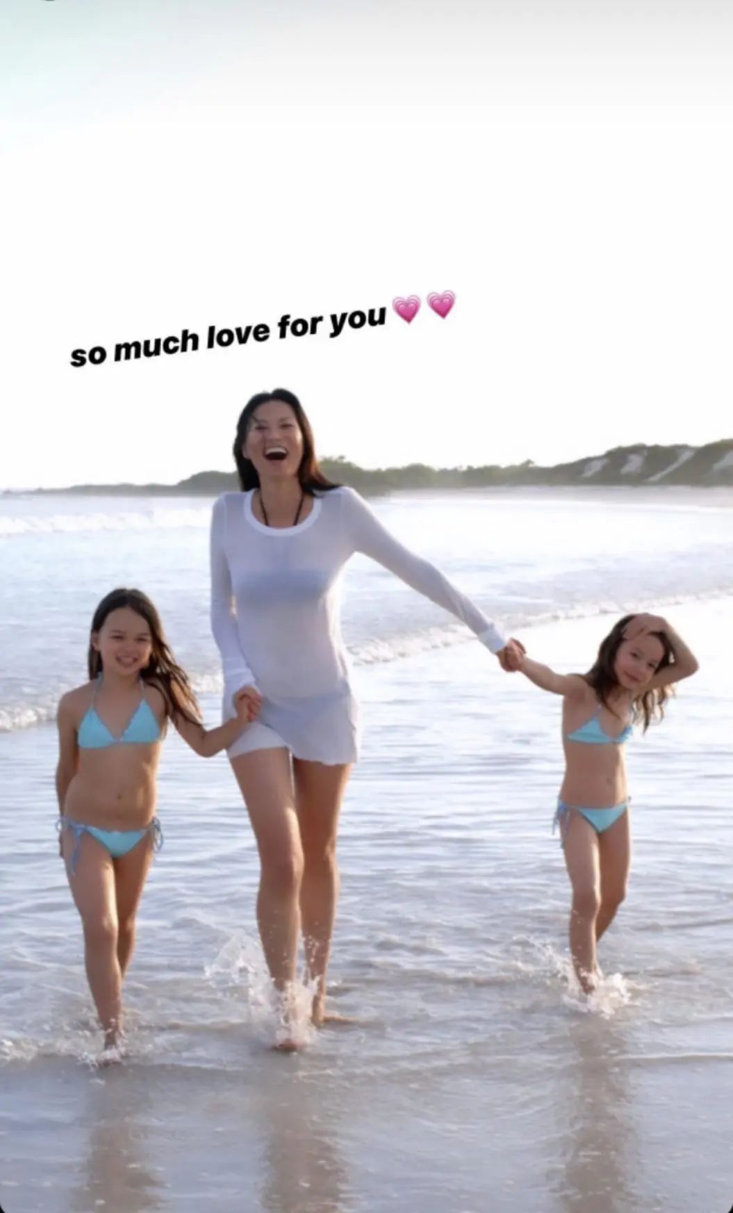 43岁的邓文迪,25岁的邓文迪